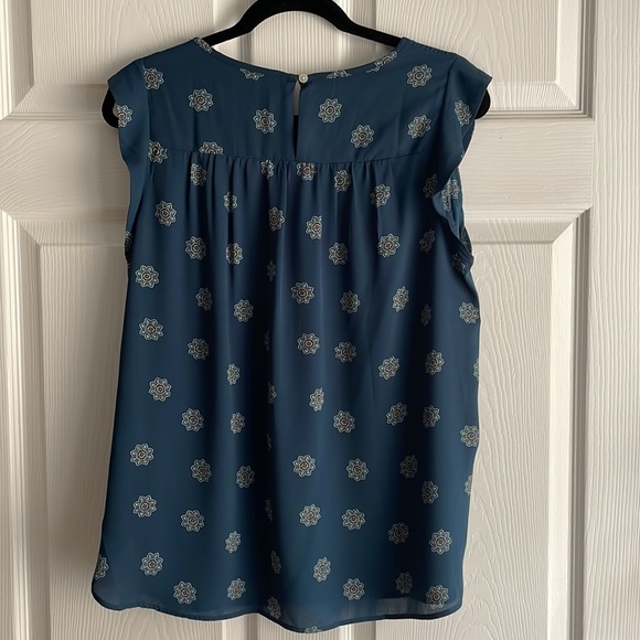 Loft Blue Patterned Top - Medium - Picture 5 of 6